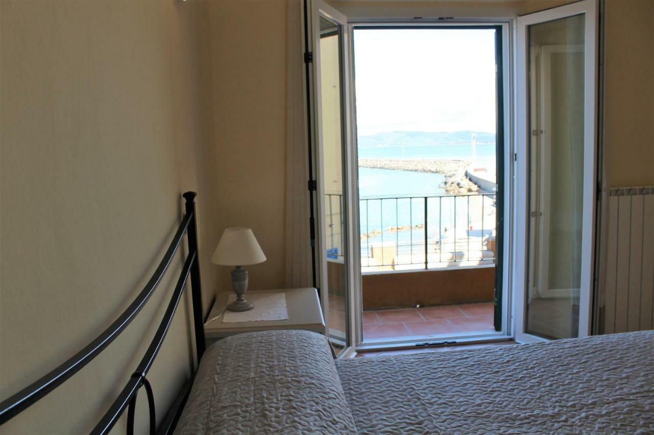 Апартаменты Casa La Marinella Порто Санто Стефано Экстерьер фото