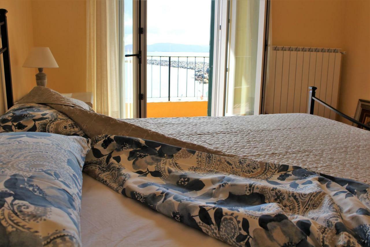 Апартаменты Casa La Marinella Порто Санто Стефано Экстерьер фото